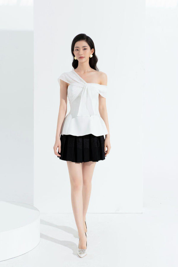 Aldonza Asymmetric Shoulder Top