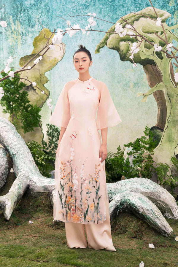 Kathryn Wide Sleeves Ao Dai